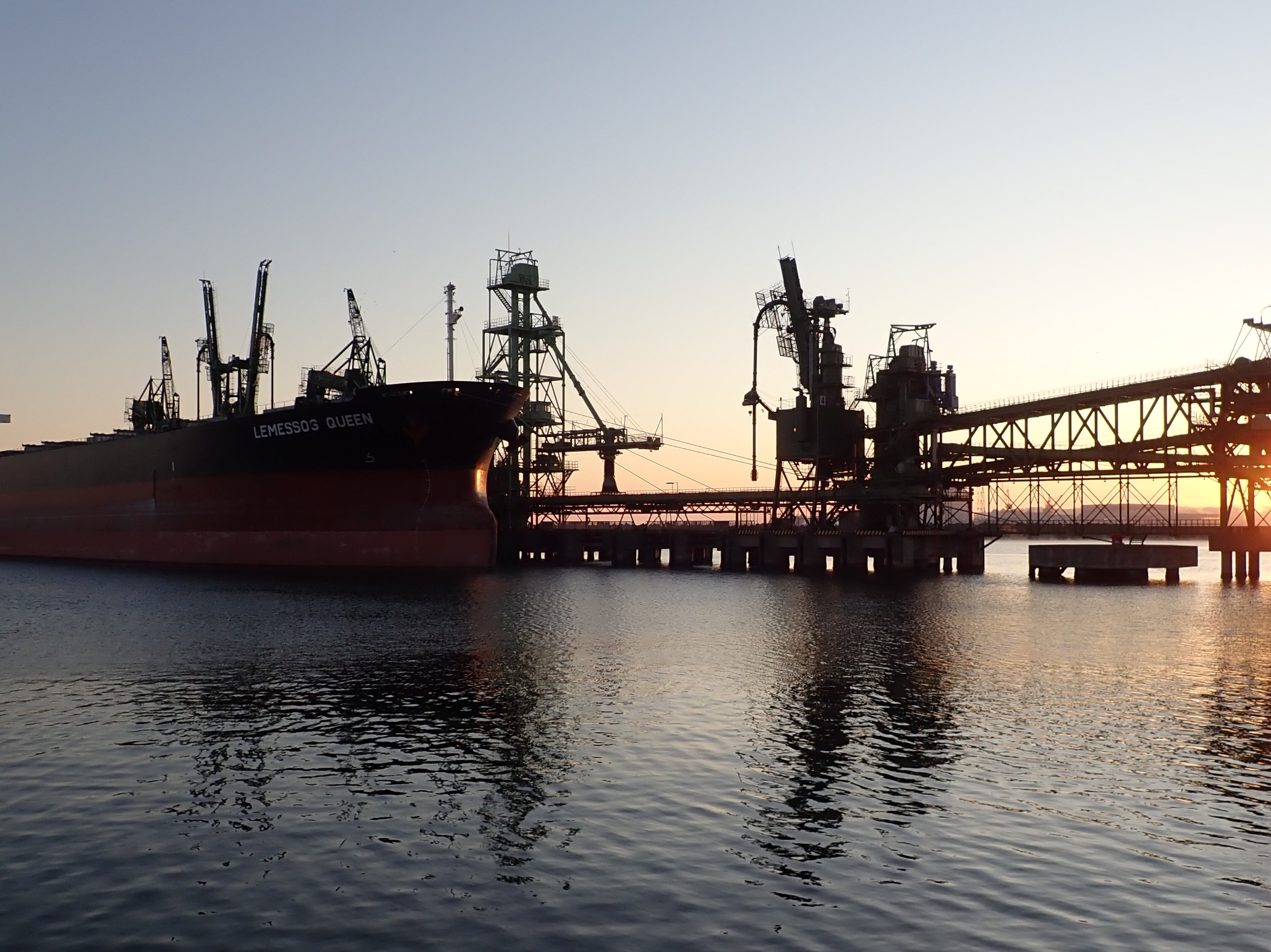 東北グレーンターミナル株式会社